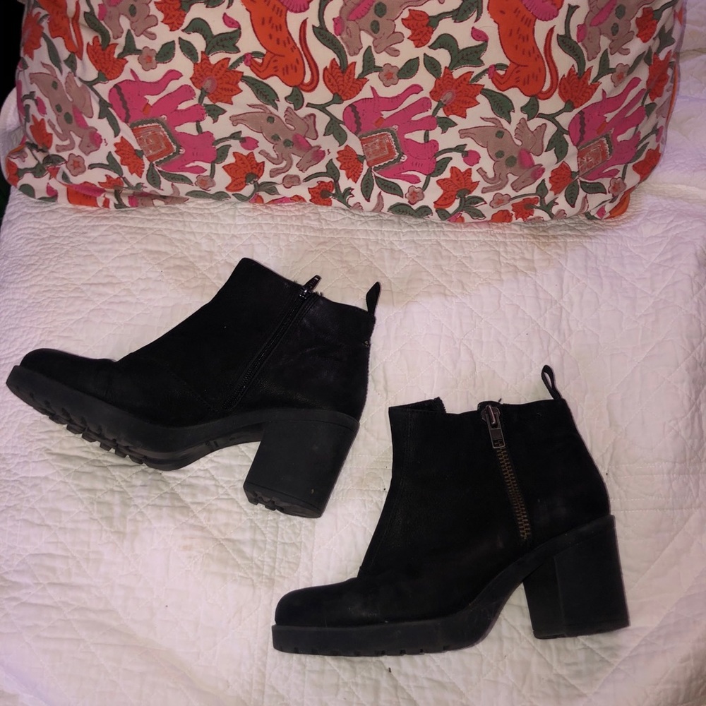 Vagabond Double Zipper Leather Bootie